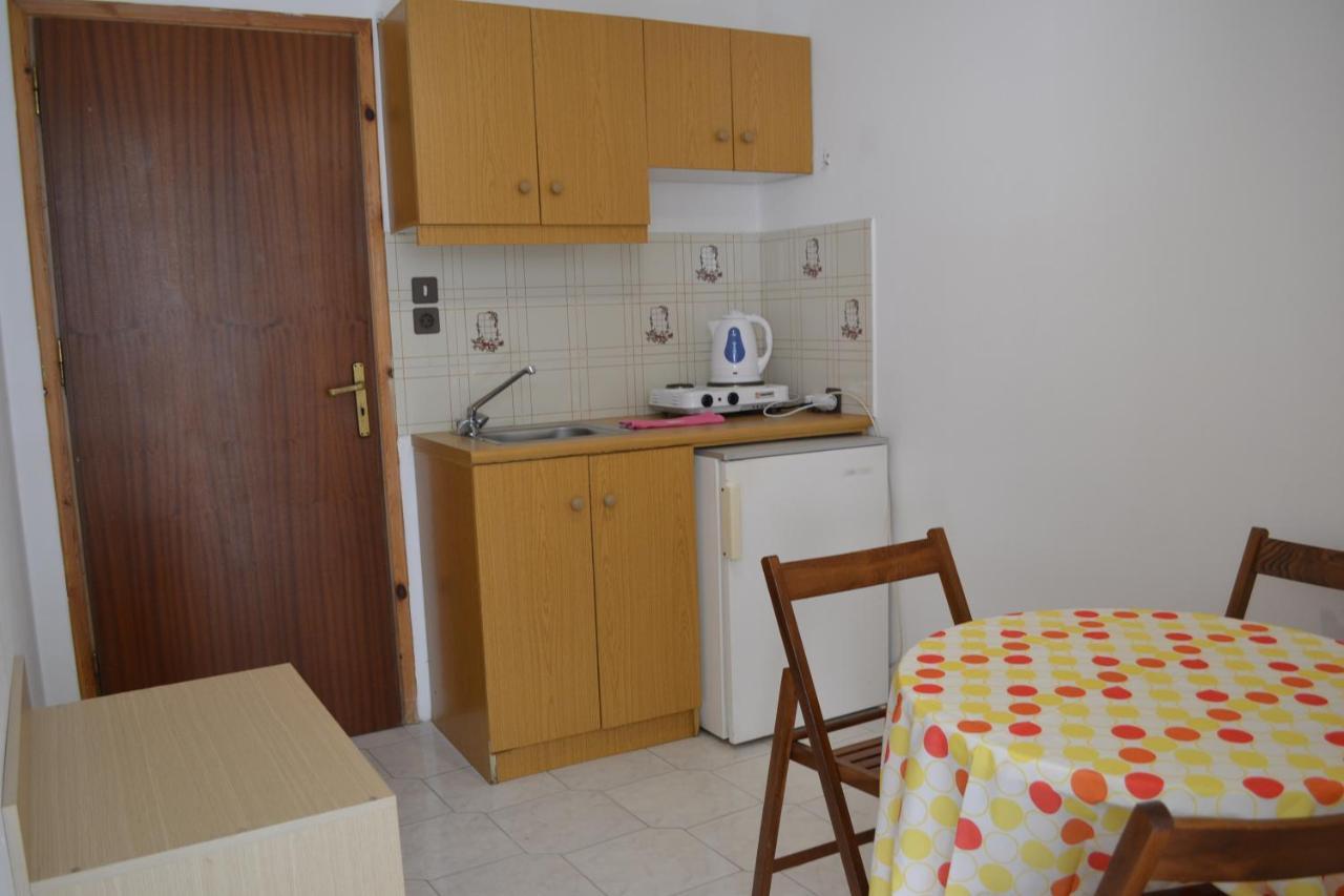 Argyro Studios And Apartments Agia Galini  Luaran gambar